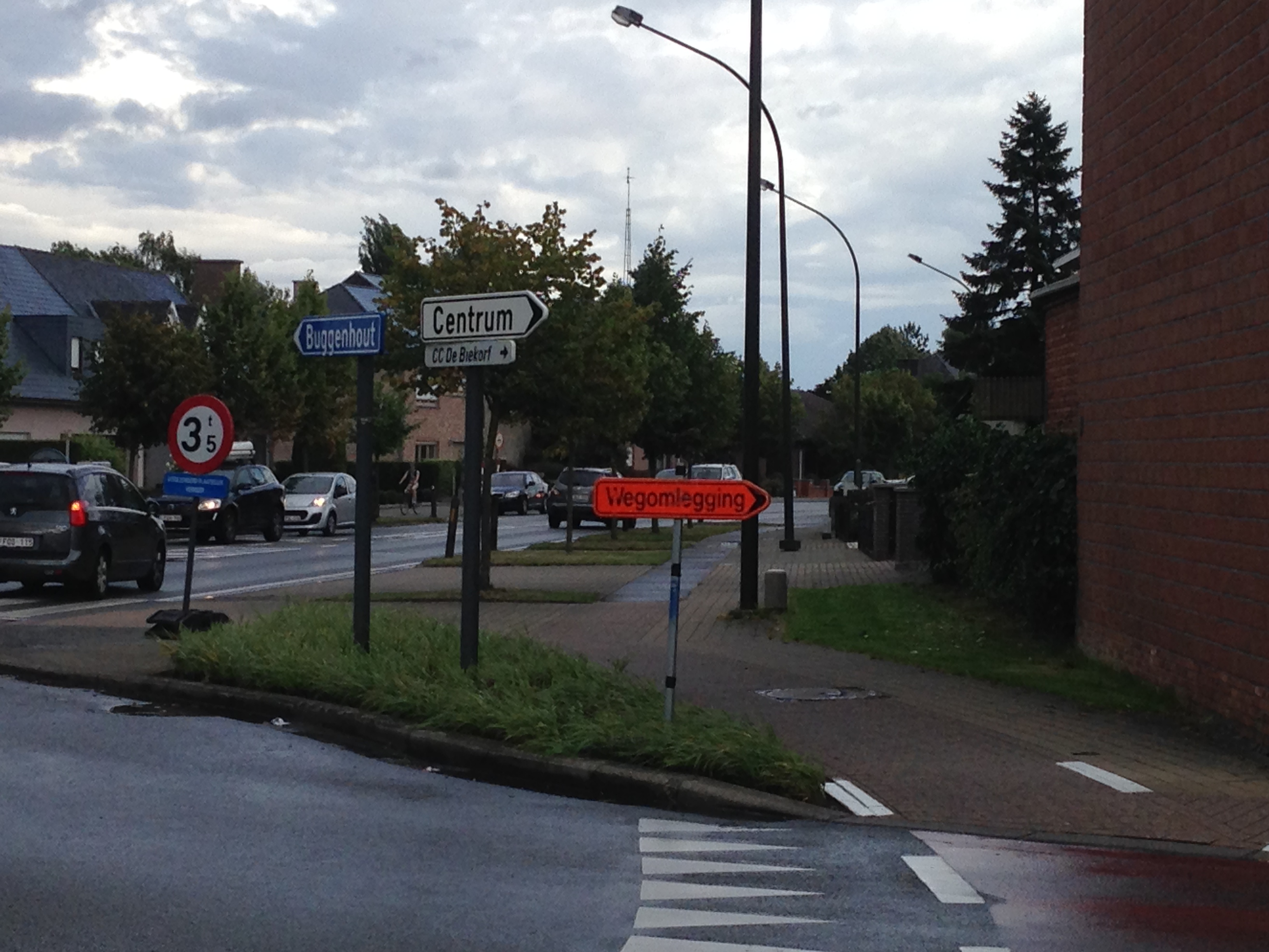 Verkeersbord Lebbeke Aangepast